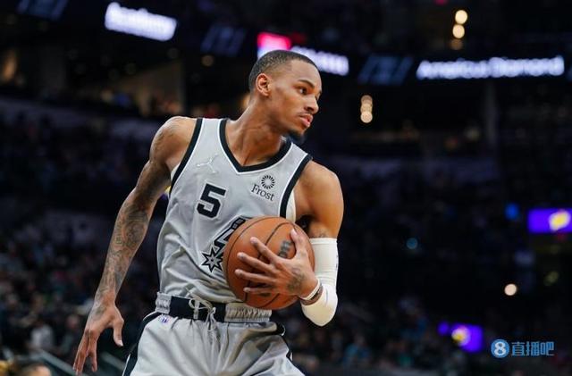 锋线缺乏支 锋线缺乏支