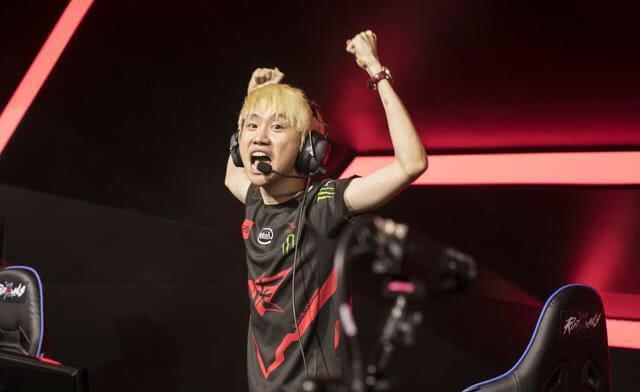 战世界舞台 战世界舞台