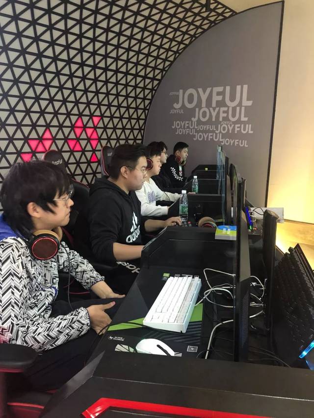 今天 05：43赫伊森世预赛西班牙保加利亚皇马0