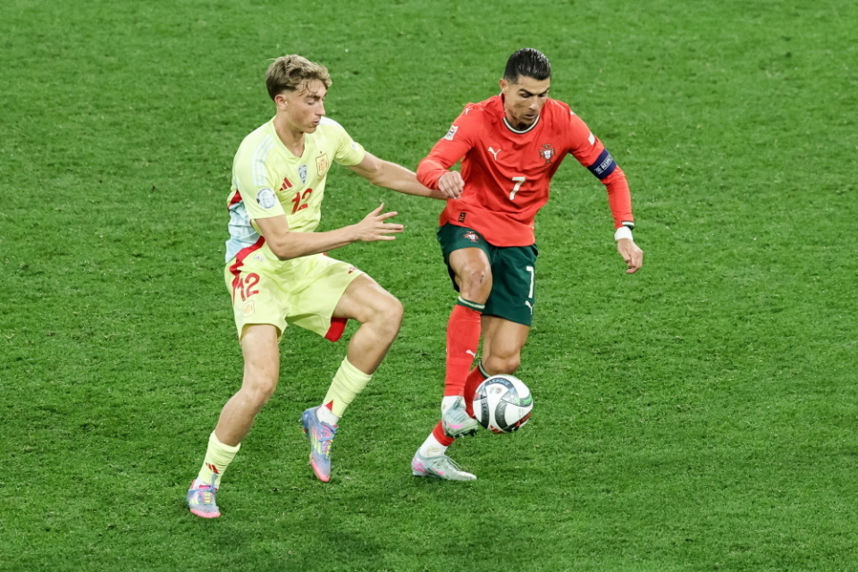 力训练及团 力训练及团